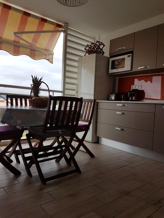 Studio Kasanaco Avec Vue La Baie De Fort De France 莱特鲁瓦西莱 外观 照片